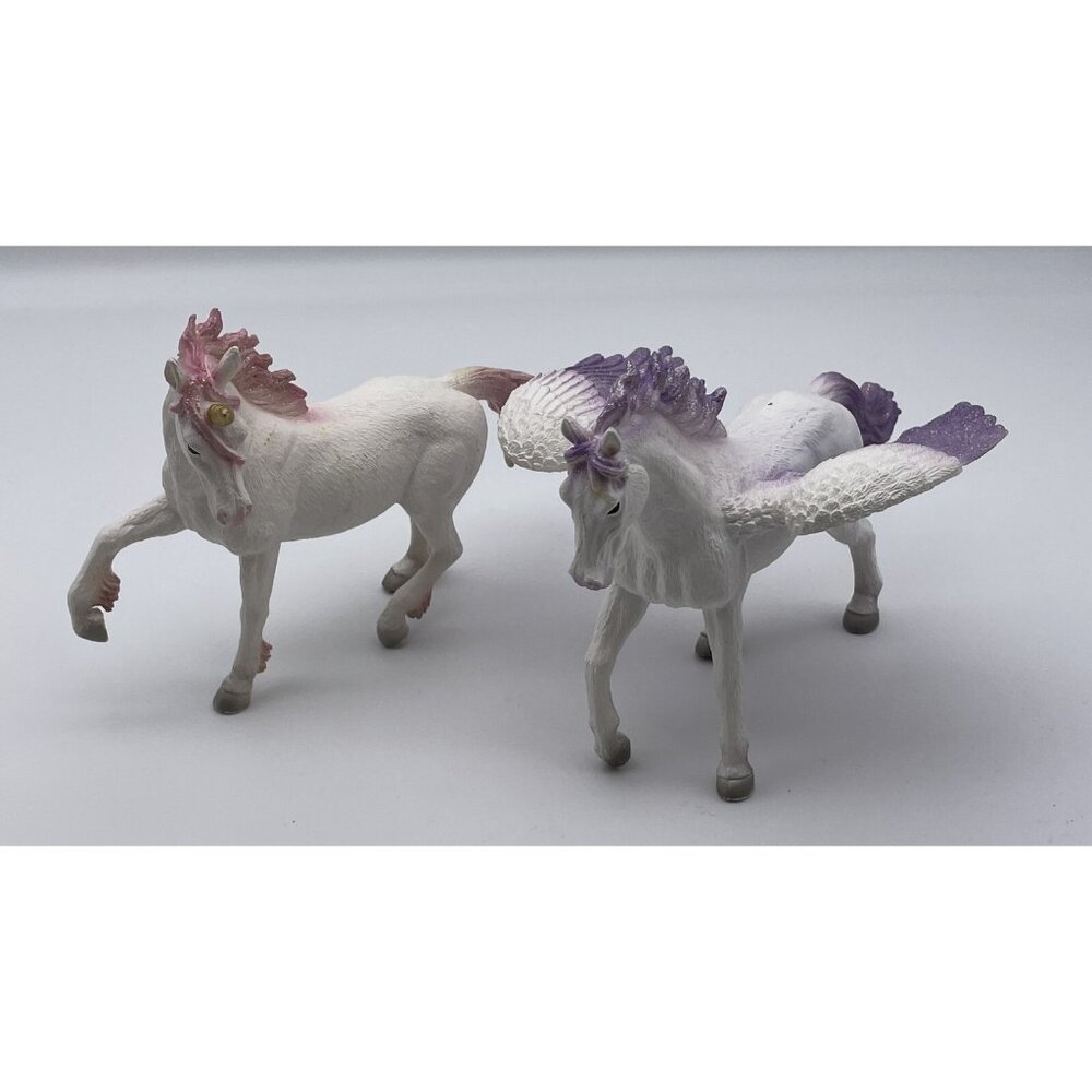 MOJO Pegasus Horse and Unicorn Mythical Animal Figure Toys
